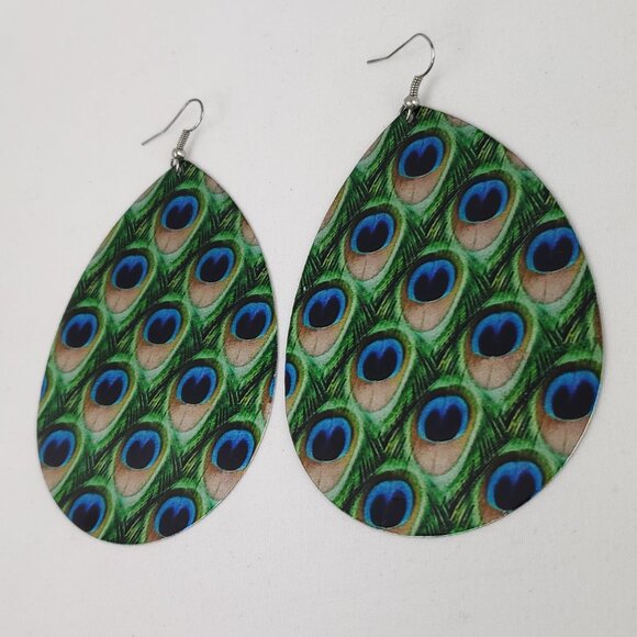 Peacock Feather Print Drop Shape Metal Dangle Earrings - Picture 2 of 6